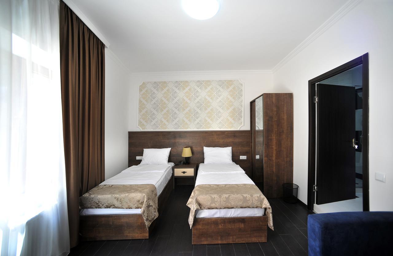 Rk City Hotel Tbilisi Ngoại thất bức ảnh
