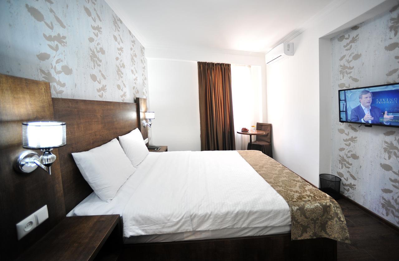 Rk City Hotel Tbilisi Ngoại thất bức ảnh