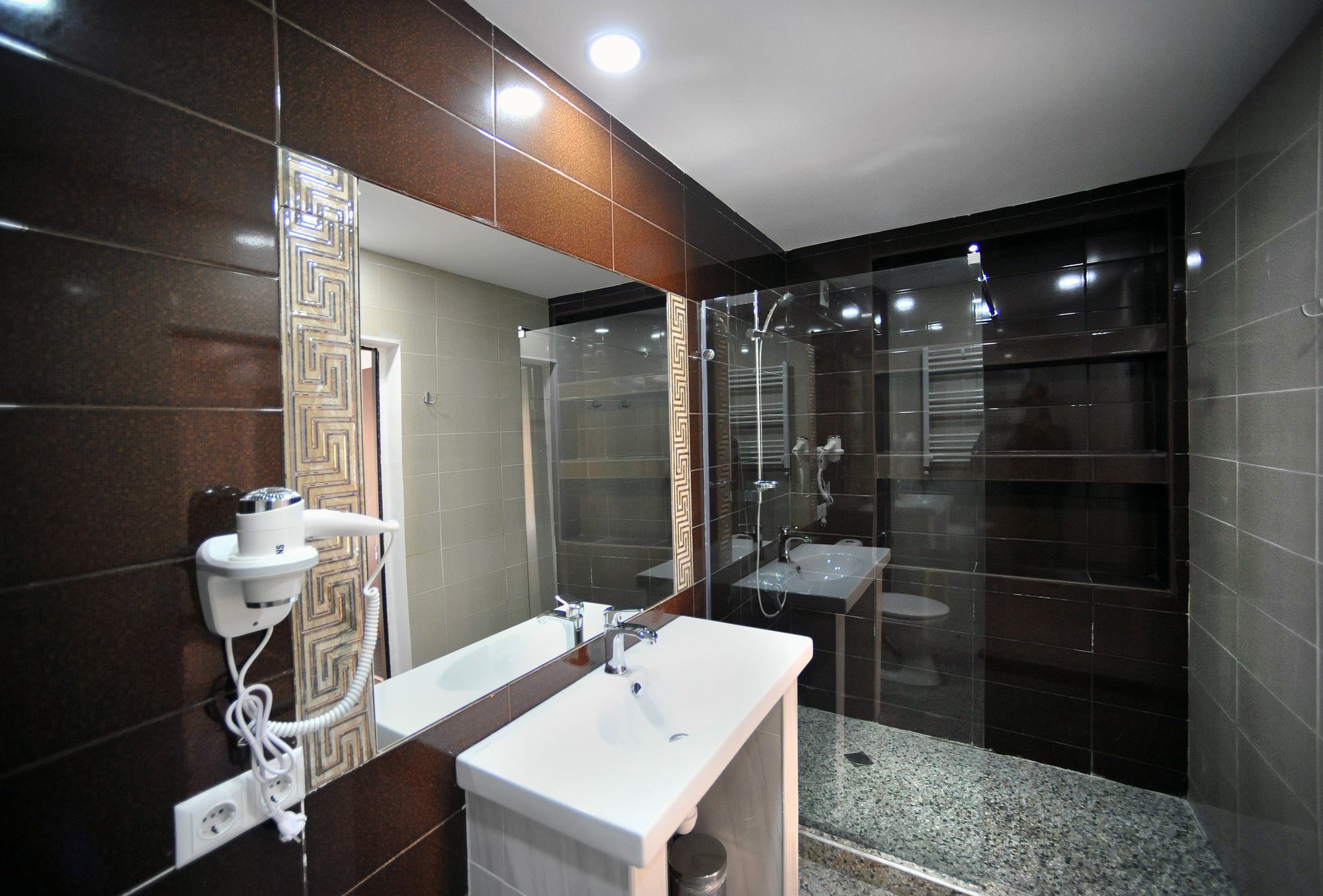 Rk City Hotel Tbilisi Ngoại thất bức ảnh